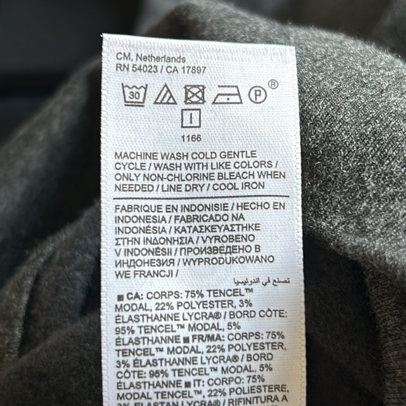 Athleta Purana V-Neck Wrap Sweatshirt NWT - Picture 8 of 8